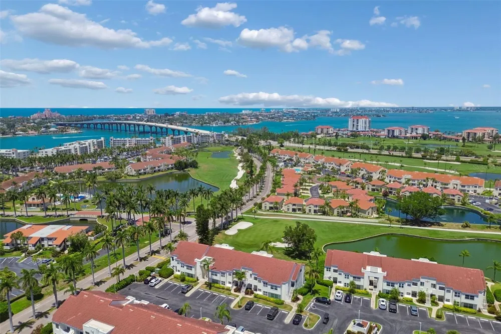 6085 BAHIA DEL MAR BOULEVARD #106 St Petersburg, FL 33715