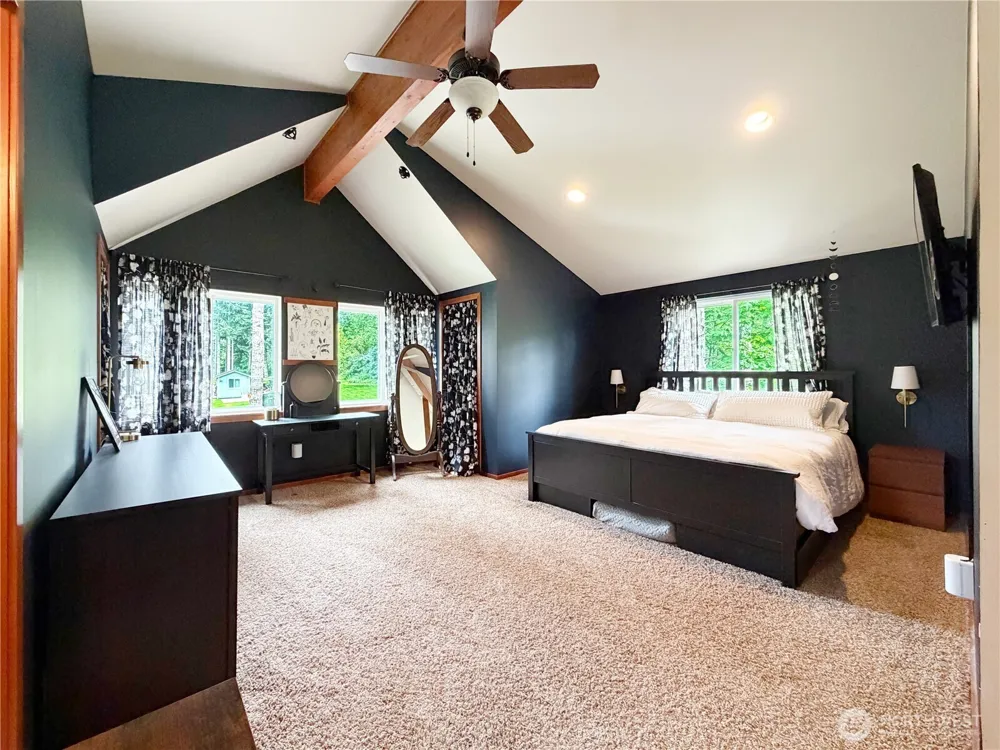 97 B Port Gardner Drive Hat Island, WA 98206