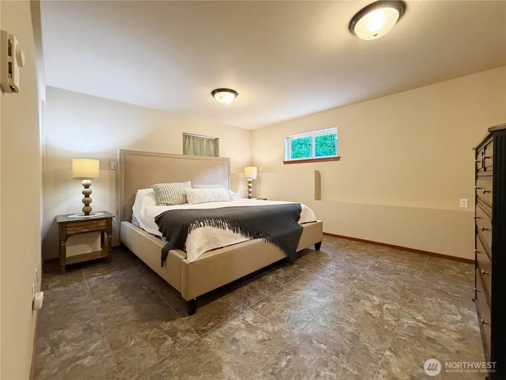 97 B Port Gardner Drive Hat Island, WA 98206