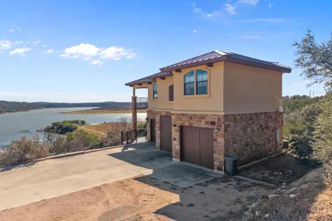 1690 Hickory Creek Road