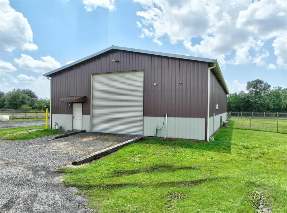 596 E COUNTY ROAD 90 Bunnell, FL 32110