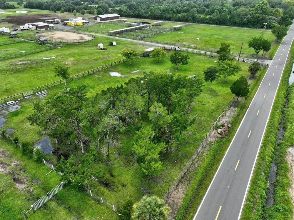 596 E COUNTY ROAD 90 Bunnell, FL 32110