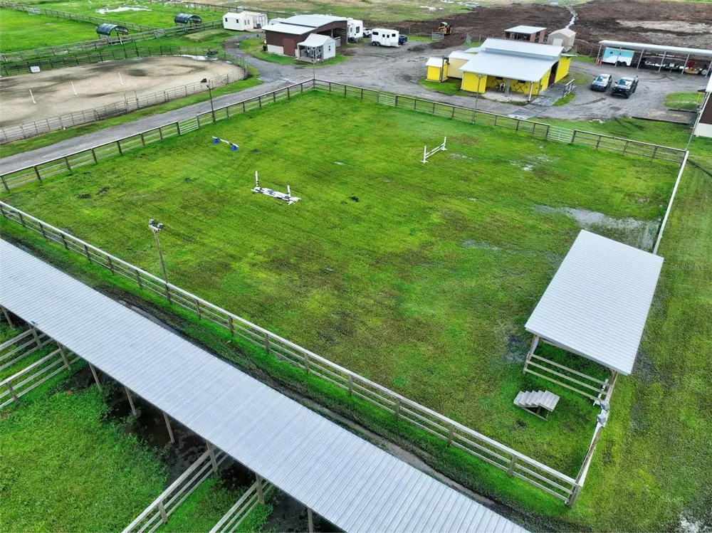596 E COUNTY ROAD 90 Bunnell, FL 32110