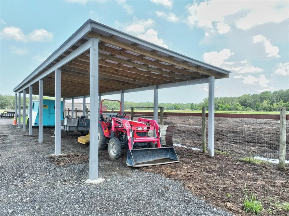 596 E COUNTY ROAD 90 Bunnell, FL 32110
