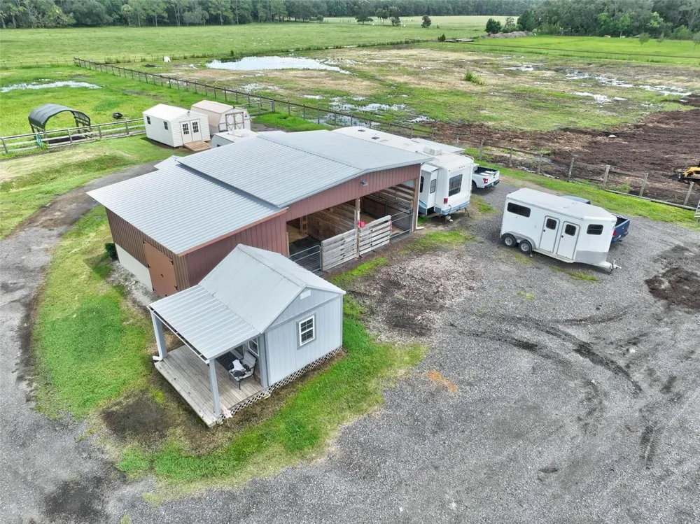 596 E COUNTY ROAD 90 Bunnell, FL 32110