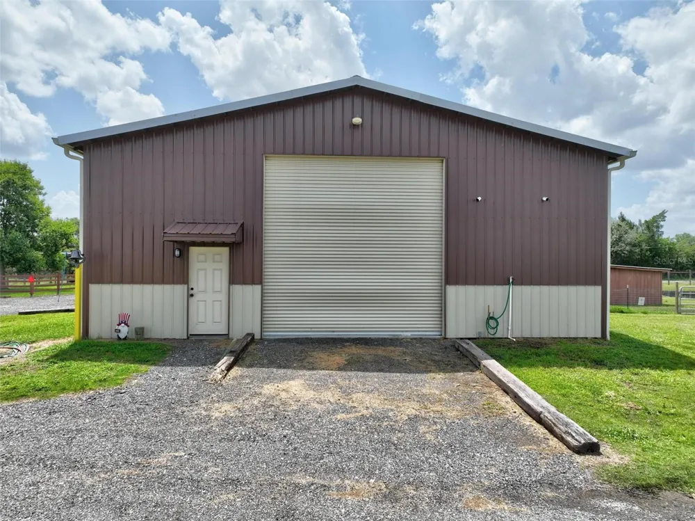 596 E COUNTY ROAD 90 Bunnell, FL 32110