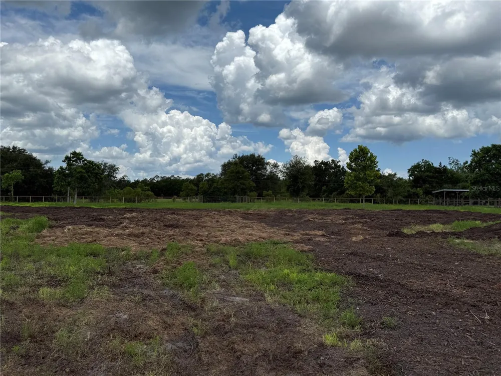 596 E COUNTY ROAD 90 Bunnell, FL 32110