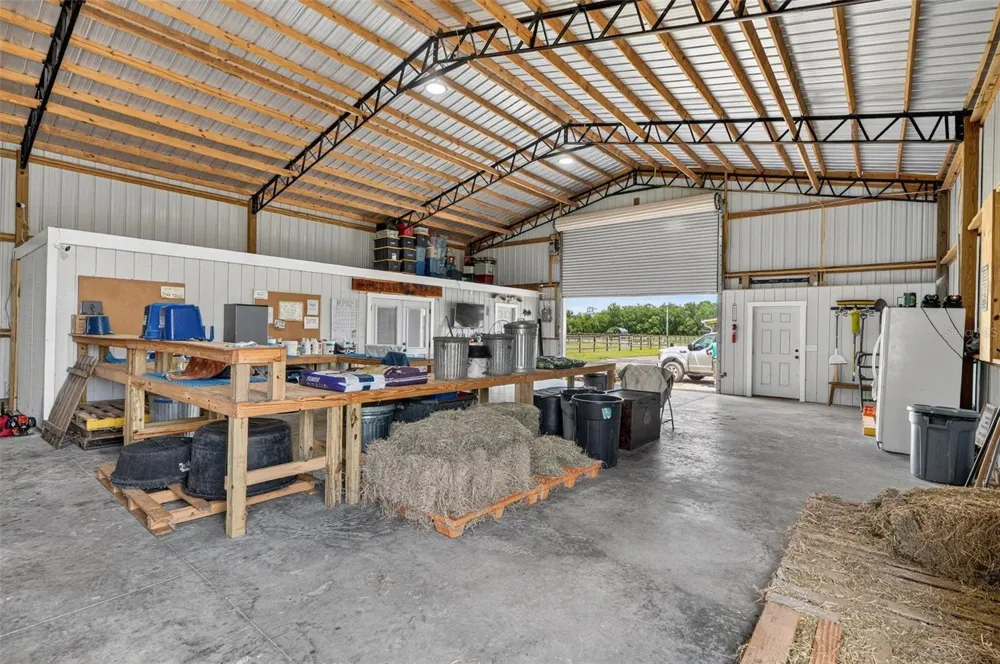 596 E COUNTY ROAD 90 Bunnell, FL 32110