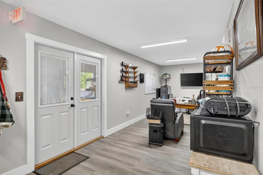 596 E COUNTY ROAD 90 Bunnell, FL 32110