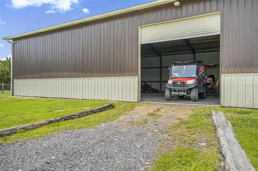 596 E COUNTY ROAD 90 Bunnell, FL 32110