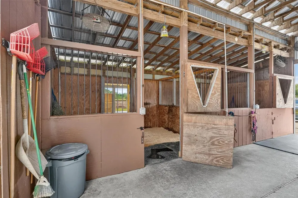 596 E COUNTY ROAD 90 Bunnell, FL 32110