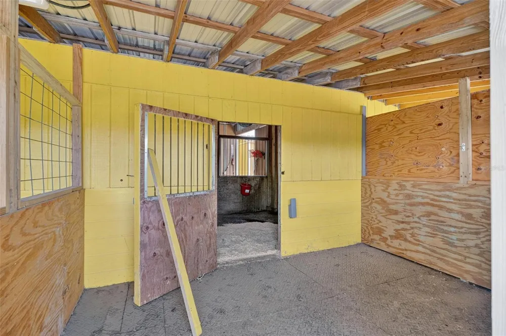 596 E COUNTY ROAD 90 Bunnell, FL 32110