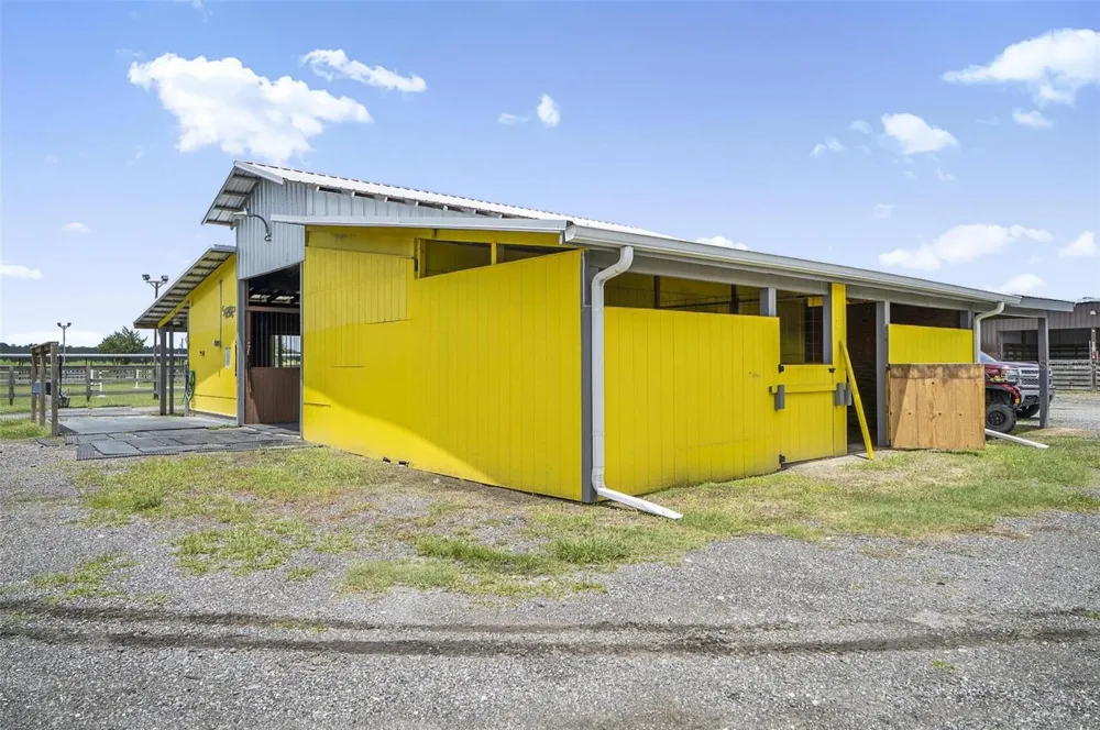 596 E COUNTY ROAD 90 Bunnell, FL 32110