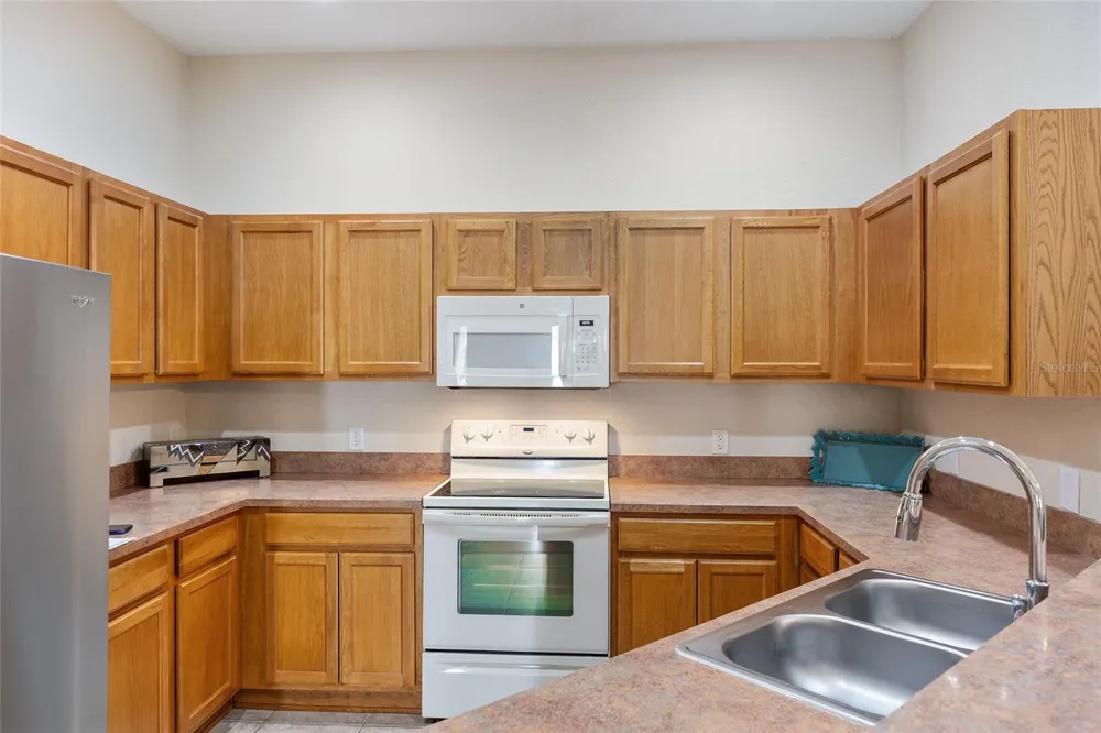 5085 NE 122ND BOULEVARD Oxford, FL 34484