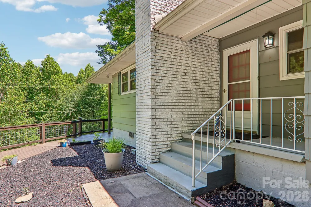 224 Highlands Loop Maggie Valley, NC 28751