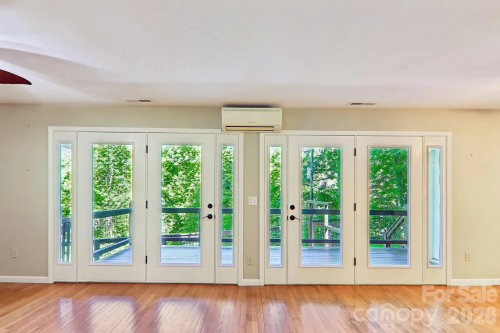 224 Highlands Loop Maggie Valley, NC 28751