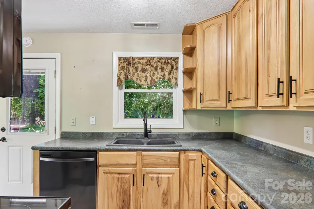 224 Highlands Loop Maggie Valley, NC 28751