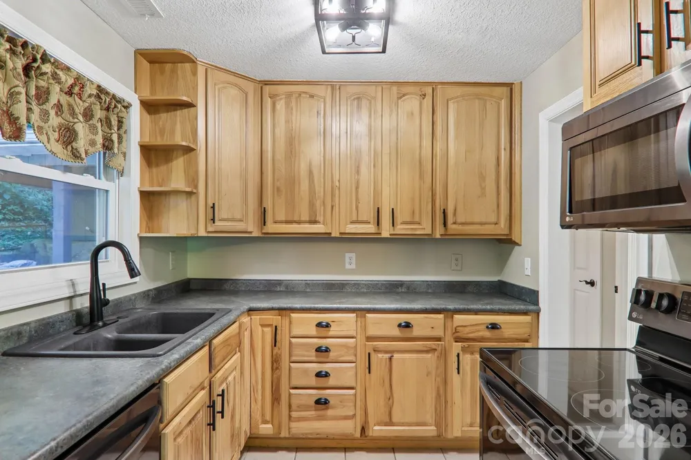 224 Highlands Loop Maggie Valley, NC 28751