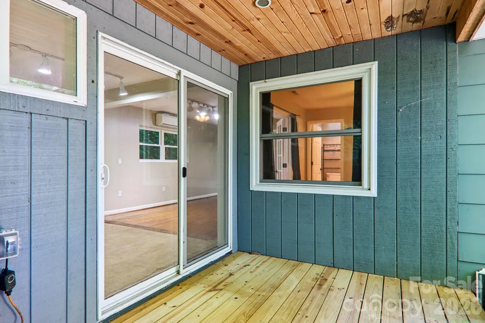 224 Highlands Loop Maggie Valley, NC 28751
