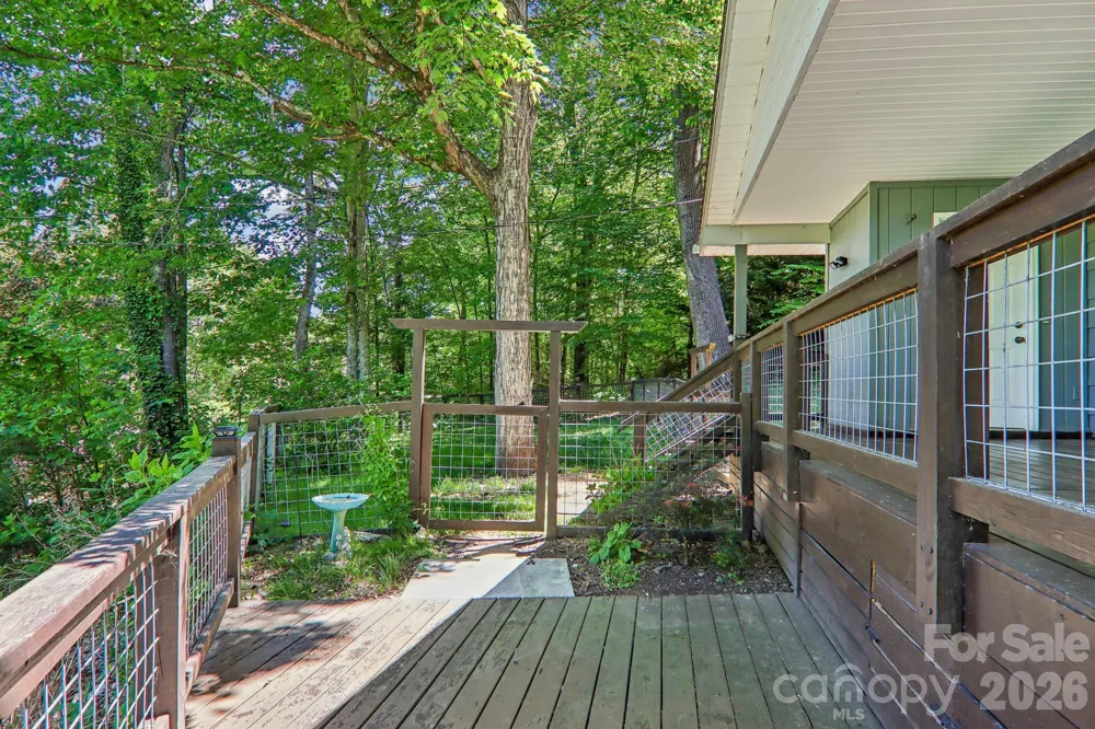 224 Highlands Loop Maggie Valley, NC 28751