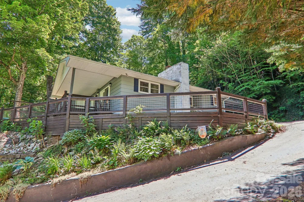 224 Highlands Loop Maggie Valley, NC 28751