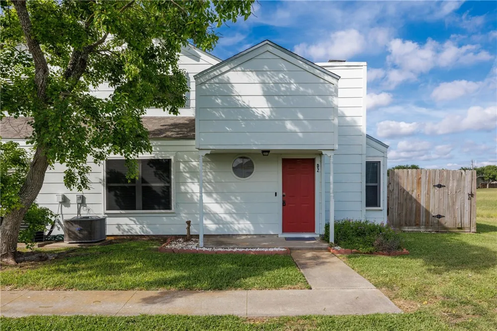 7252 The Mansions Drive #D-2 Corpus Christi, TX 78414