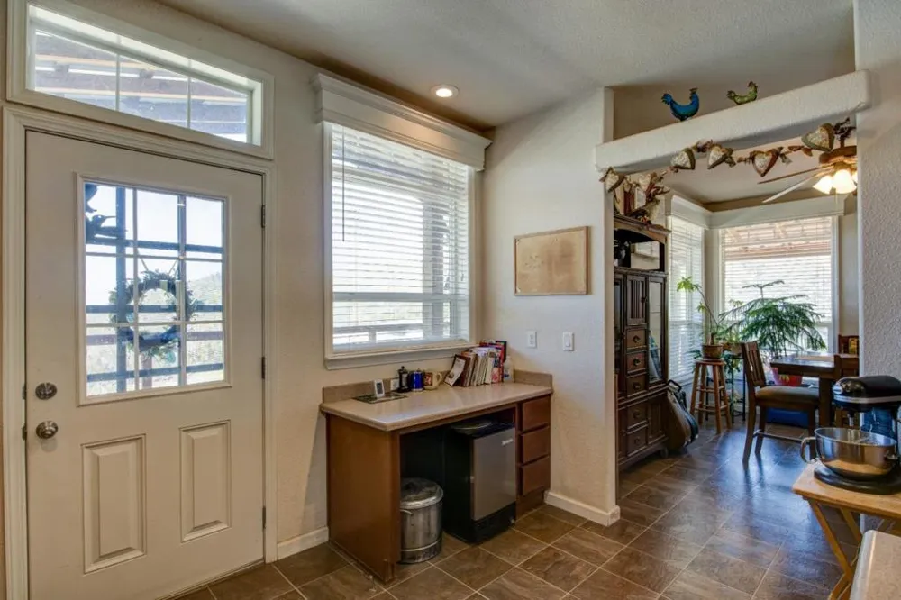 17997 Del Puerto Canyon Road Patterson, CA 95363