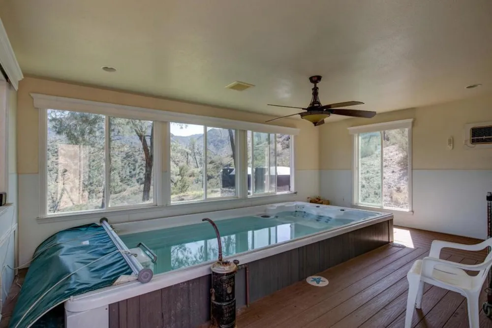17997 Del Puerto Canyon Road Patterson, CA 95363