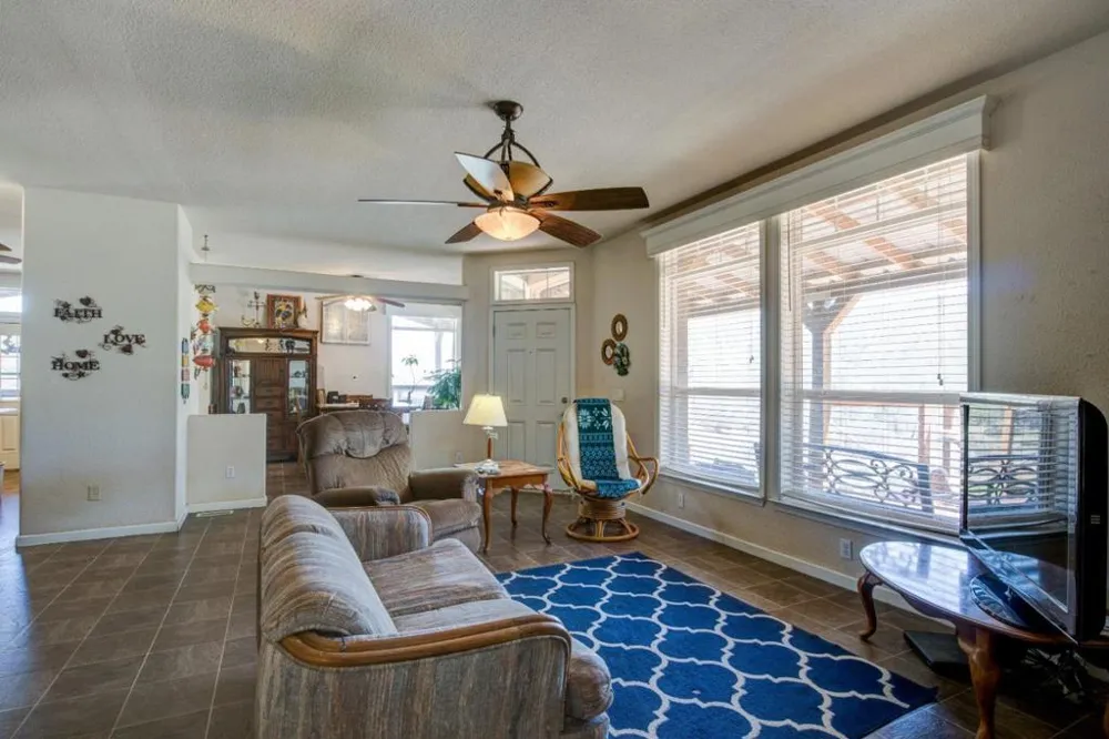 17997 Del Puerto Canyon Road Patterson, CA 95363