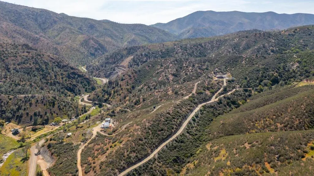 17997 Del Puerto Canyon Road Patterson, CA 95363
