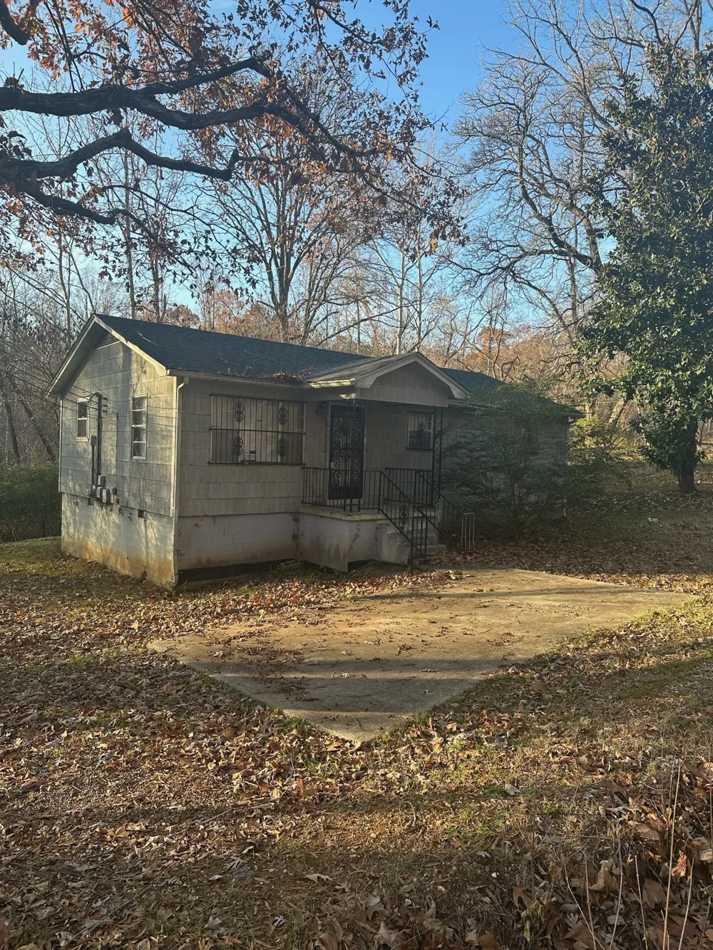 281 Pipkin Rd Jackson, TN 38305