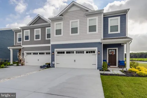 9224 GREENWAY TRAIL