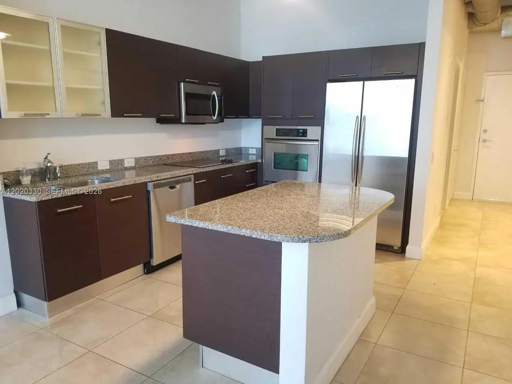 3029 NE 188th St #323 Aventura, FL 33180