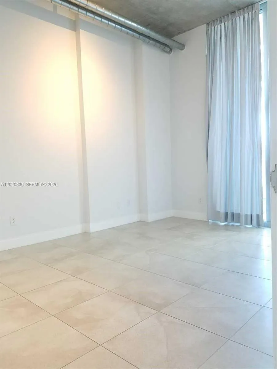 3029 NE 188th St #323 Aventura, FL 33180