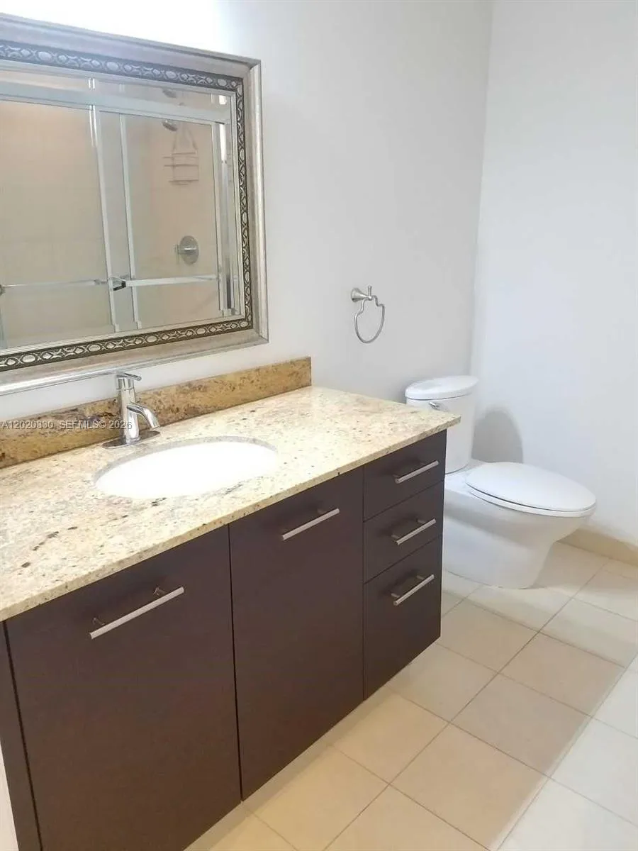 3029 NE 188th St #323 Aventura, FL 33180