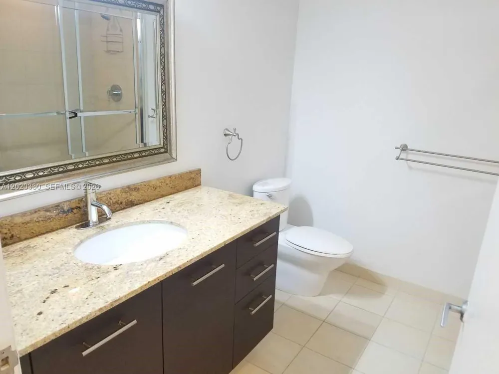 3029 NE 188th St #323 Aventura, FL 33180