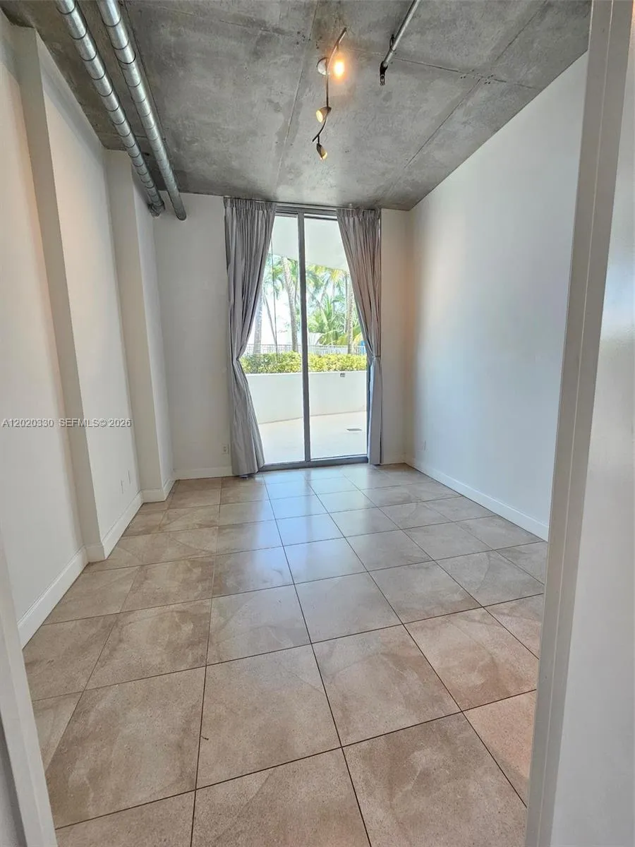 3029 NE 188th St #323 Aventura, FL 33180