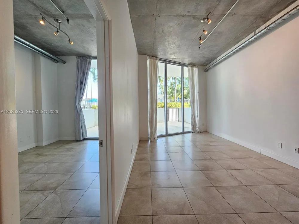 3029 NE 188th St #323 Aventura, FL 33180