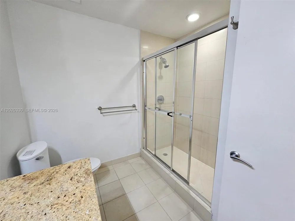 3029 NE 188th St #323 Aventura, FL 33180