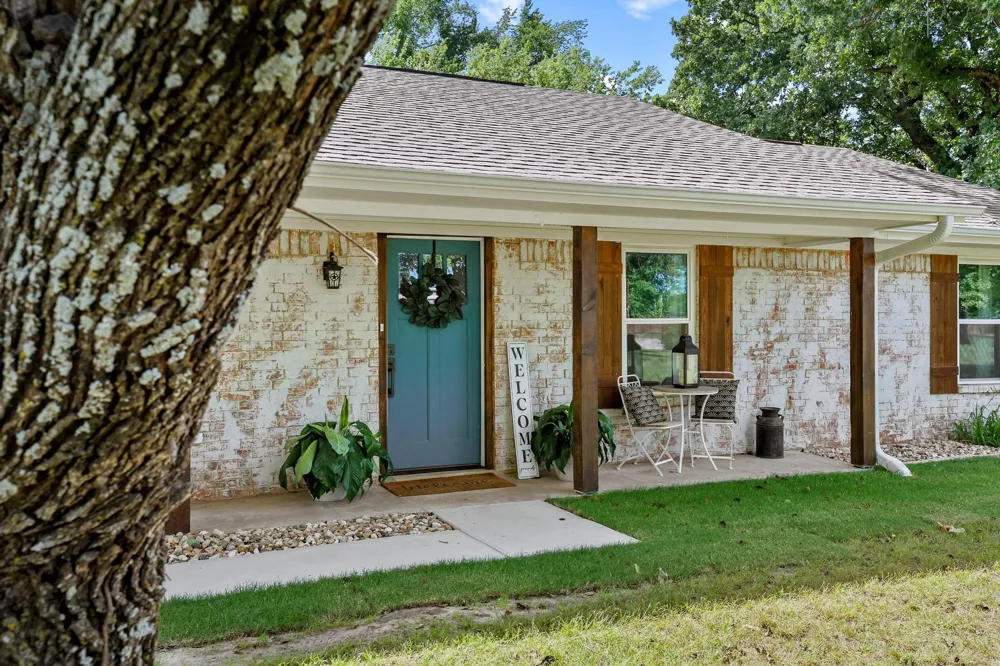 3353 County Road 2130 Telephone, TX 75488