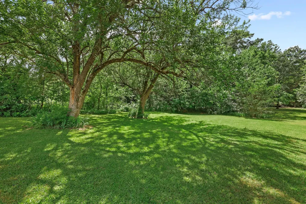 3353 County Road 2130 Telephone, TX 75488