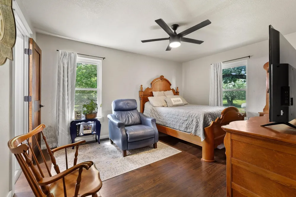 3353 County Road 2130 Telephone, TX 75488