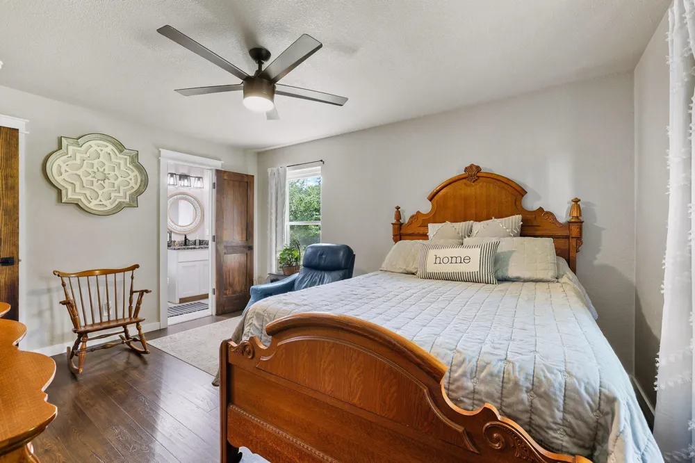 3353 County Road 2130 Telephone, TX 75488