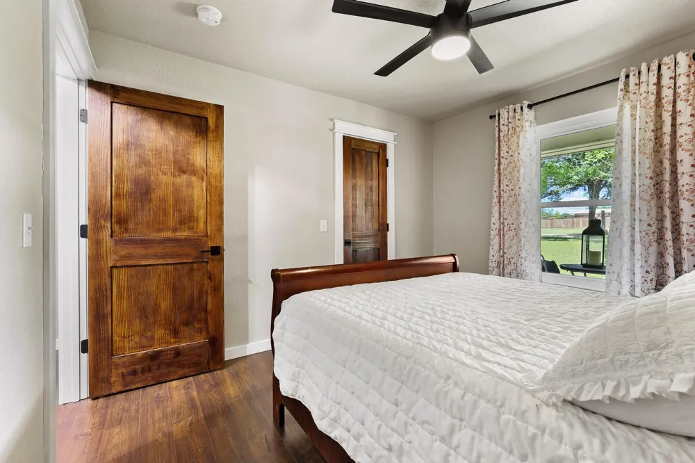 3353 County Road 2130 Telephone, TX 75488