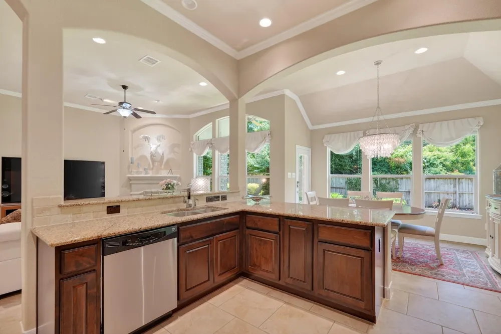 55 S Victoriana Circle Spring, TX 77389