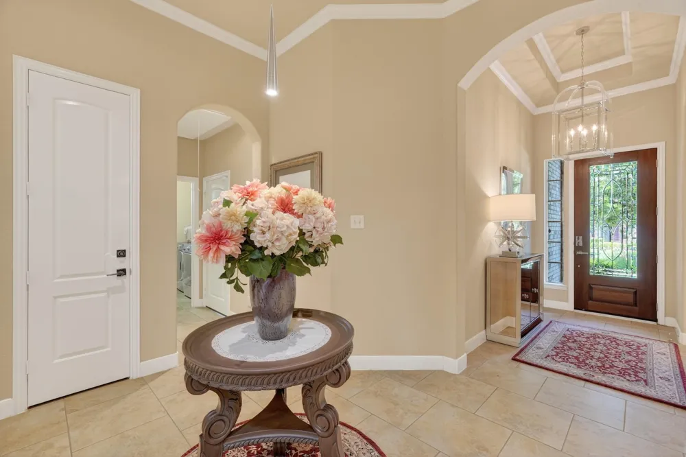 55 S Victoriana Circle Spring, TX 77389