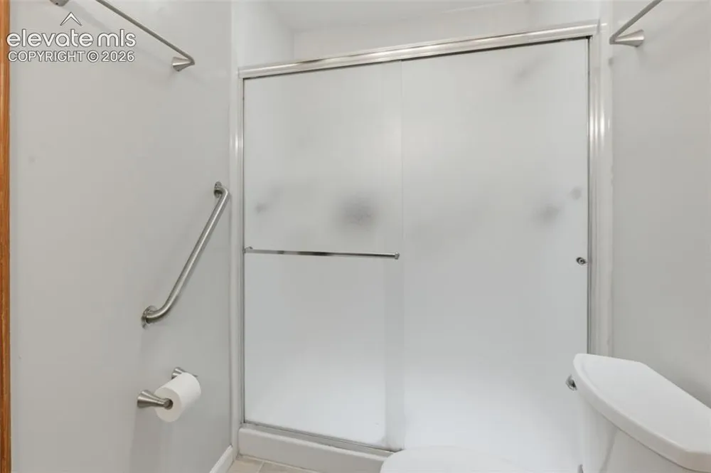 6987 Gayle Lyn Lane Colorado Springs, CO 80919