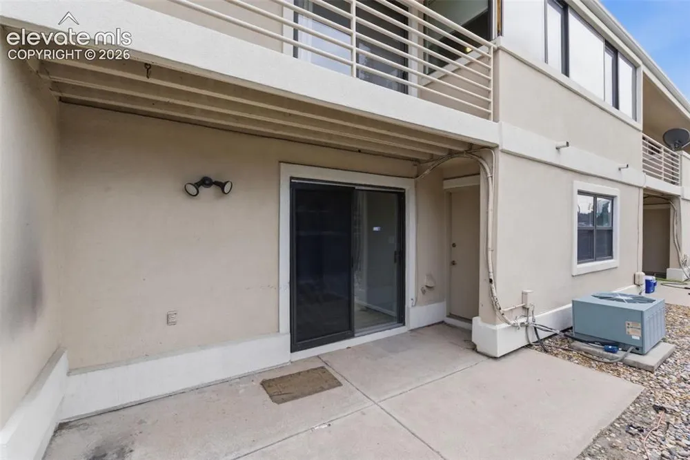 6987 Gayle Lyn Lane Colorado Springs, CO 80919