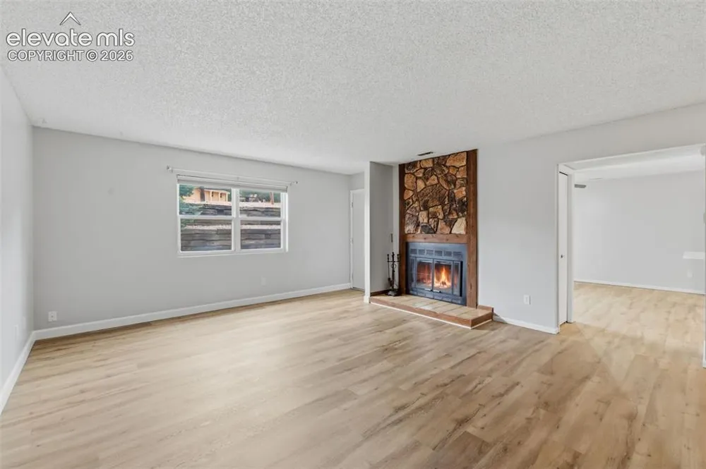 6987 Gayle Lyn Lane Colorado Springs, CO 80919
