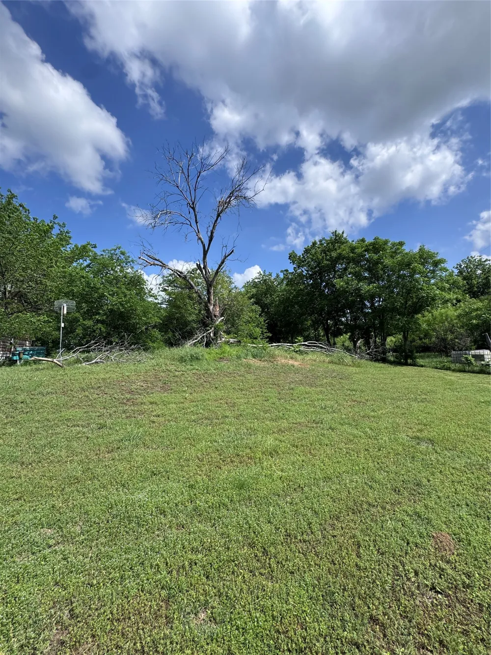 806 Old Base Road Aurora, TX 76078